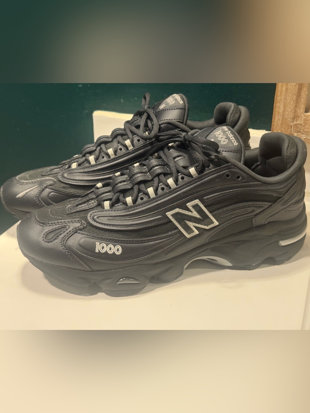 New Balance 1000 Men's Black Athletic Sneakers Size 12